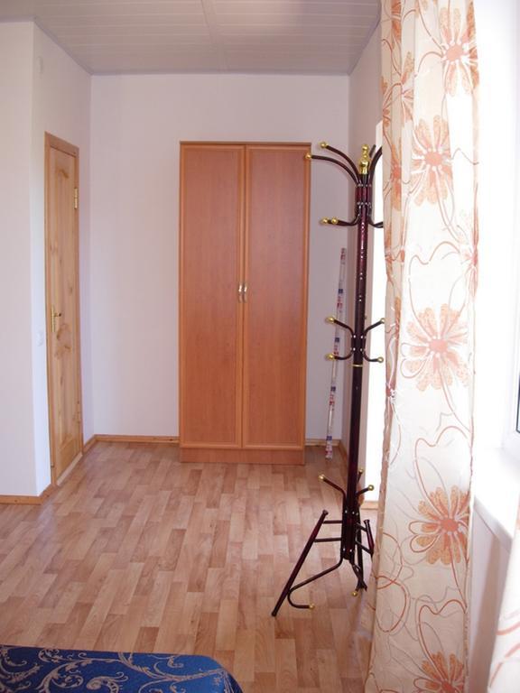 Meerim Murok Бостери Номер фото
